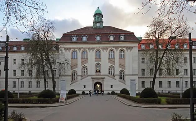 Deutsches Herzzentrum Berlin - Image 1