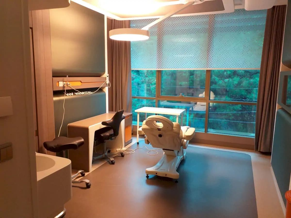 Proesthe Hair Transplant Center - Image 1