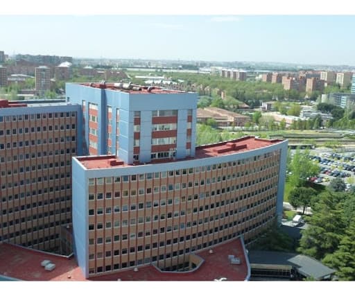 Hospital Universitario 12 de Octubre - Image 1