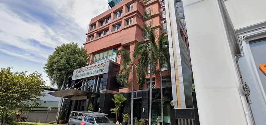 Thantakit International Dental Center