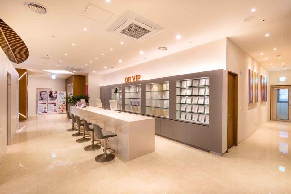 VIP Plastic Surgery - Image 1