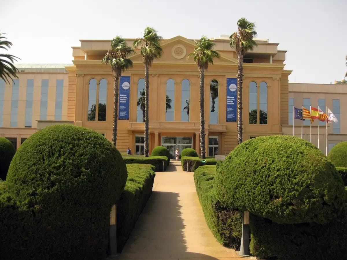 Teknon Medical Center - Image 1