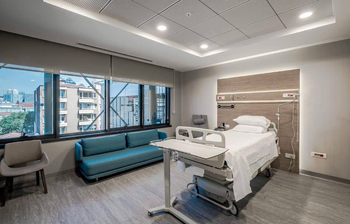 American Hospital, Istanbul - Image 2