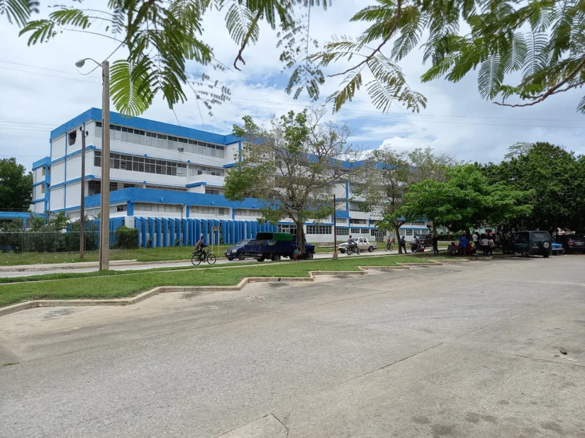 Hospital Provincial Docente Clínico Quirúrgico "Manuel Ascunce Domenech - Image 1