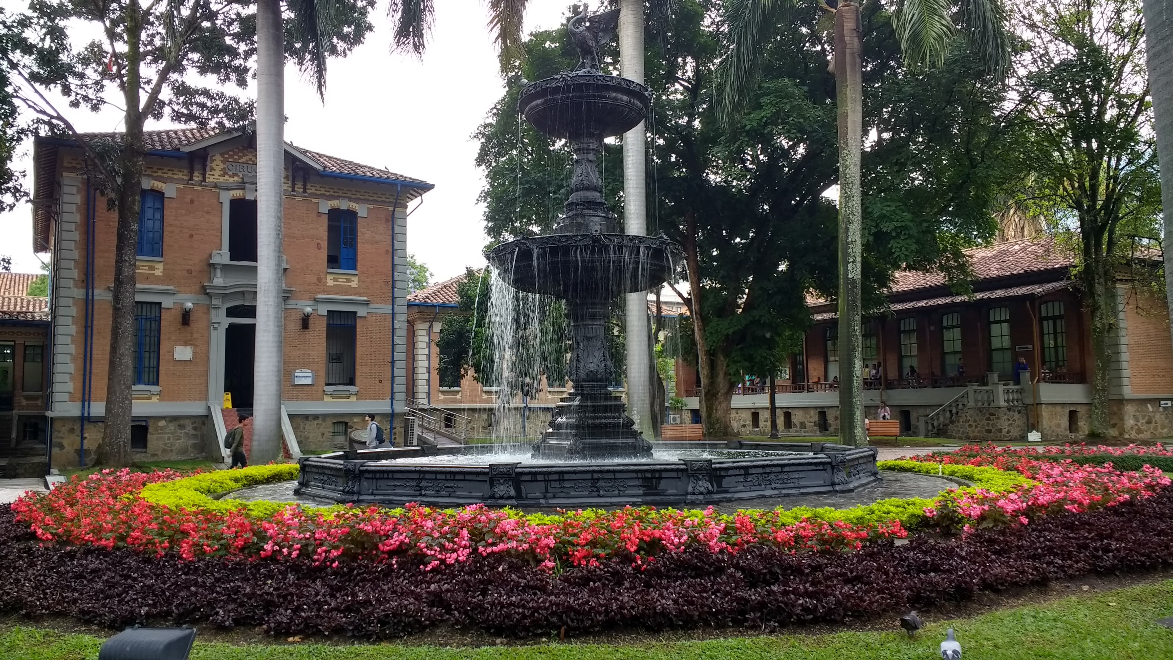 Hospital Universitario de Medellín - Image 1