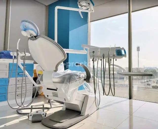 Dental Brush Clinic - Image 3