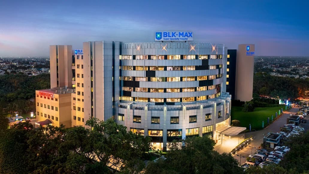 BLK-Max Super Speciality Hospital - Image 1