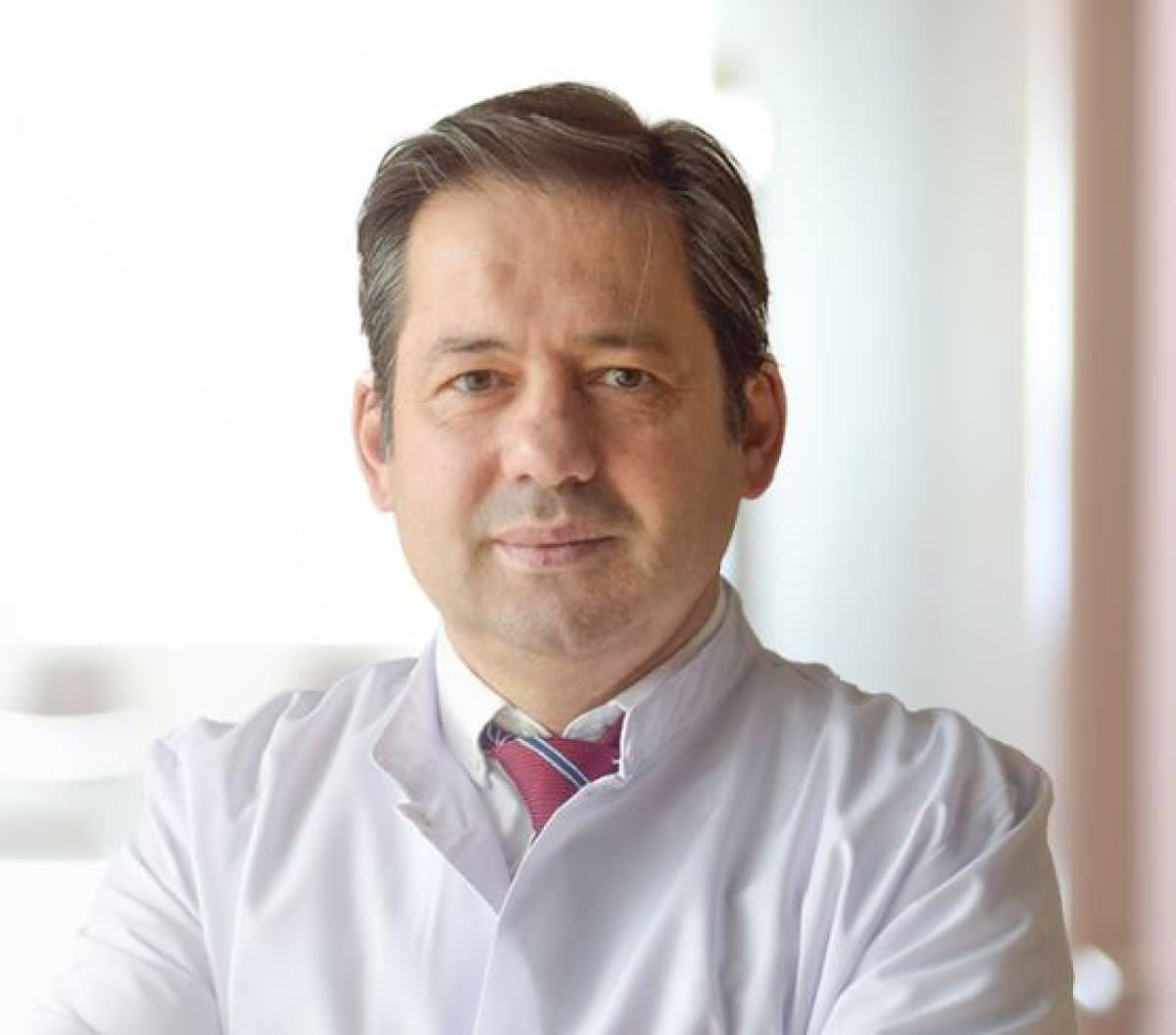 Dr. Erhan Arslan