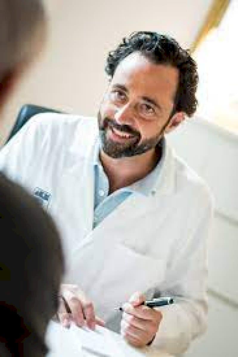 Sebastian F Schoppmann