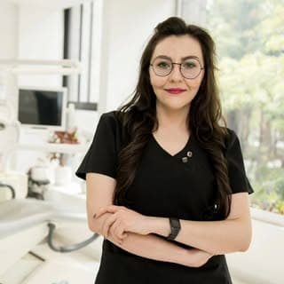 Dr. Laura Sanchez