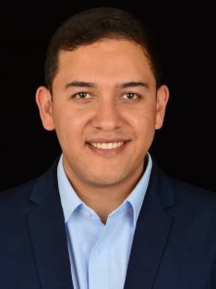 Dr. Roberto Quintero