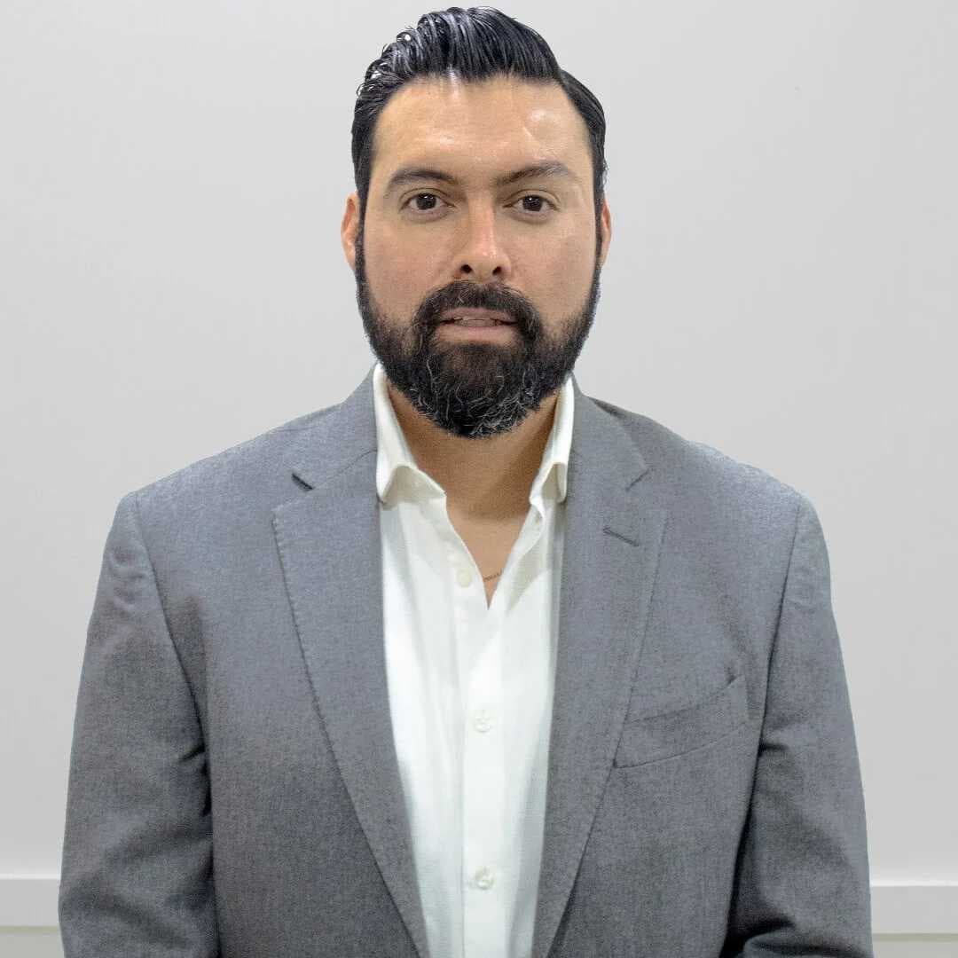 Dr. Daniel Guerrero