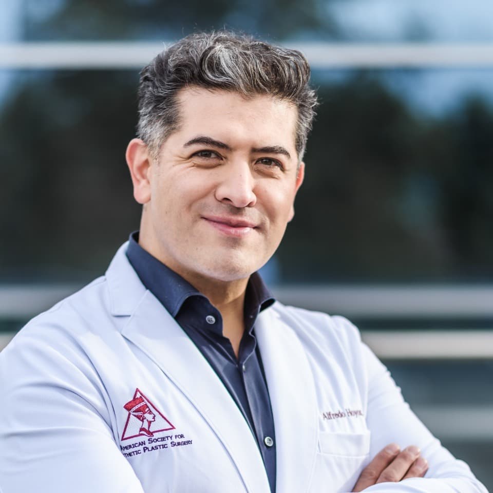 Dr. Alfredo Hoyos