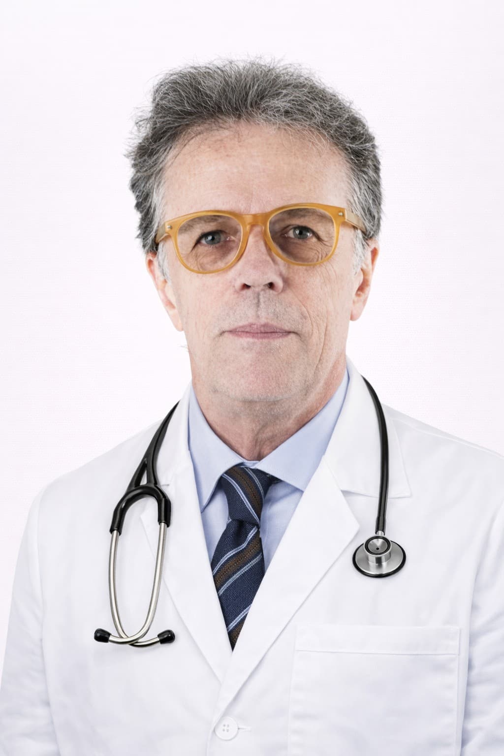 Dr. Armando Santoro