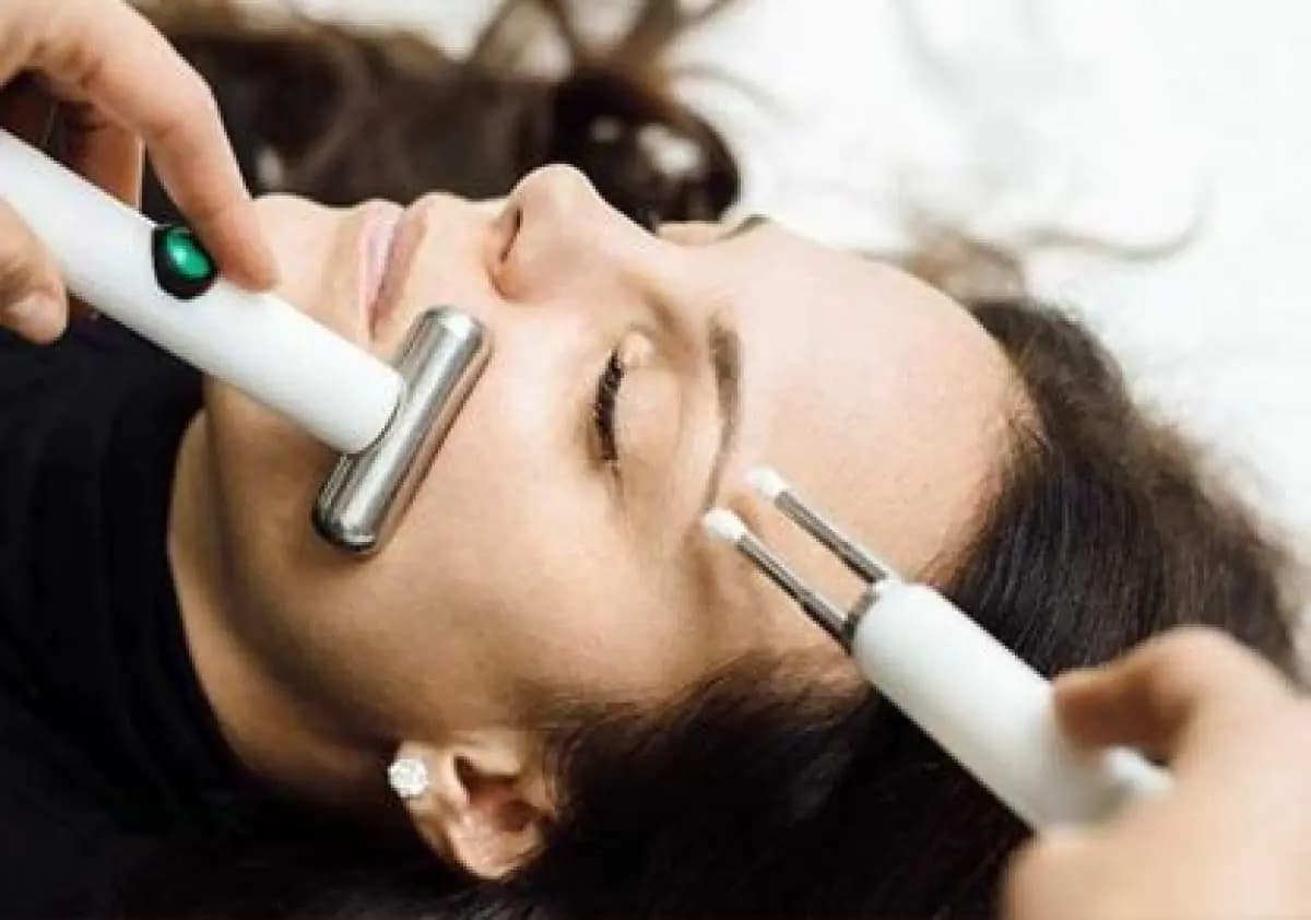 Contour Clinic - Image 3