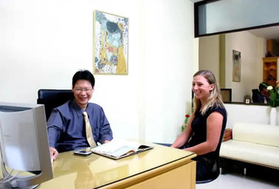 Dr. V Plastic Surgery - Image 2