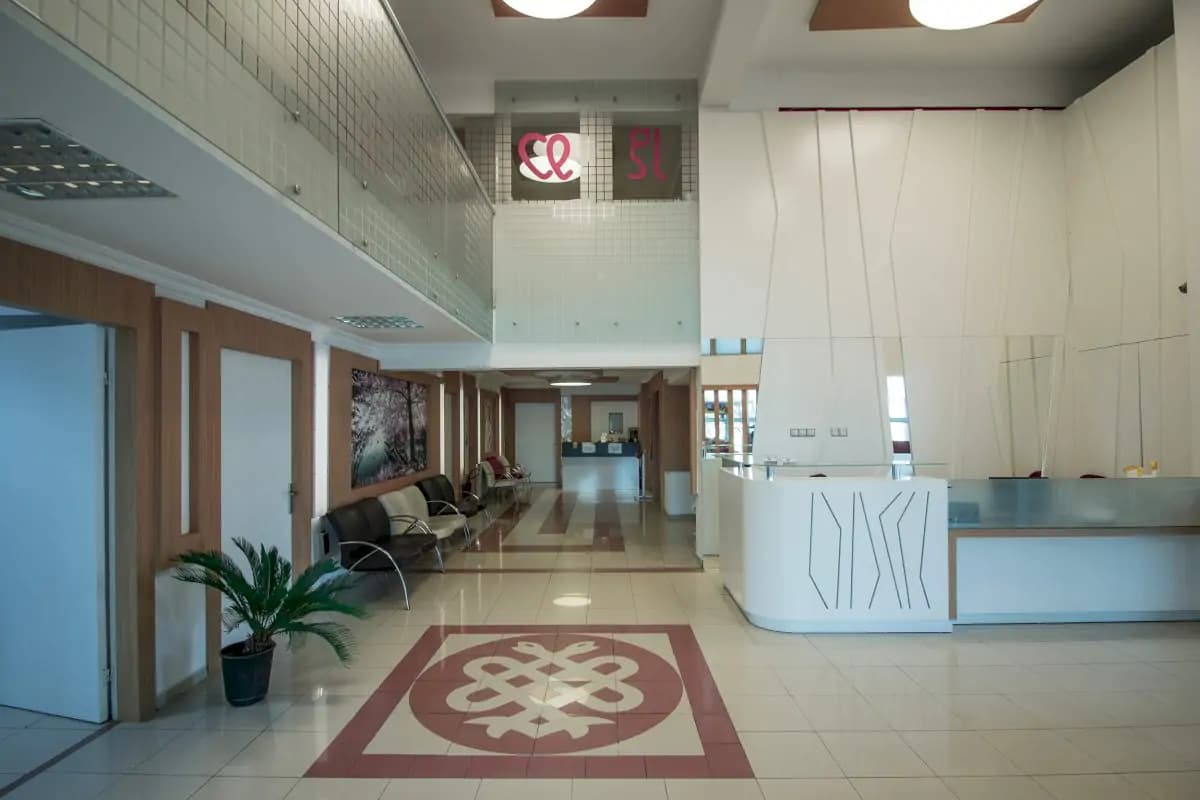 Gynolife IVF Center - Image 3