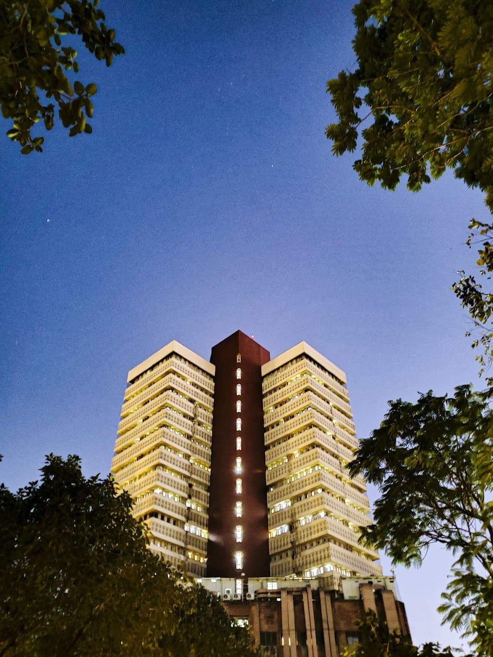 Hinduja Hospital