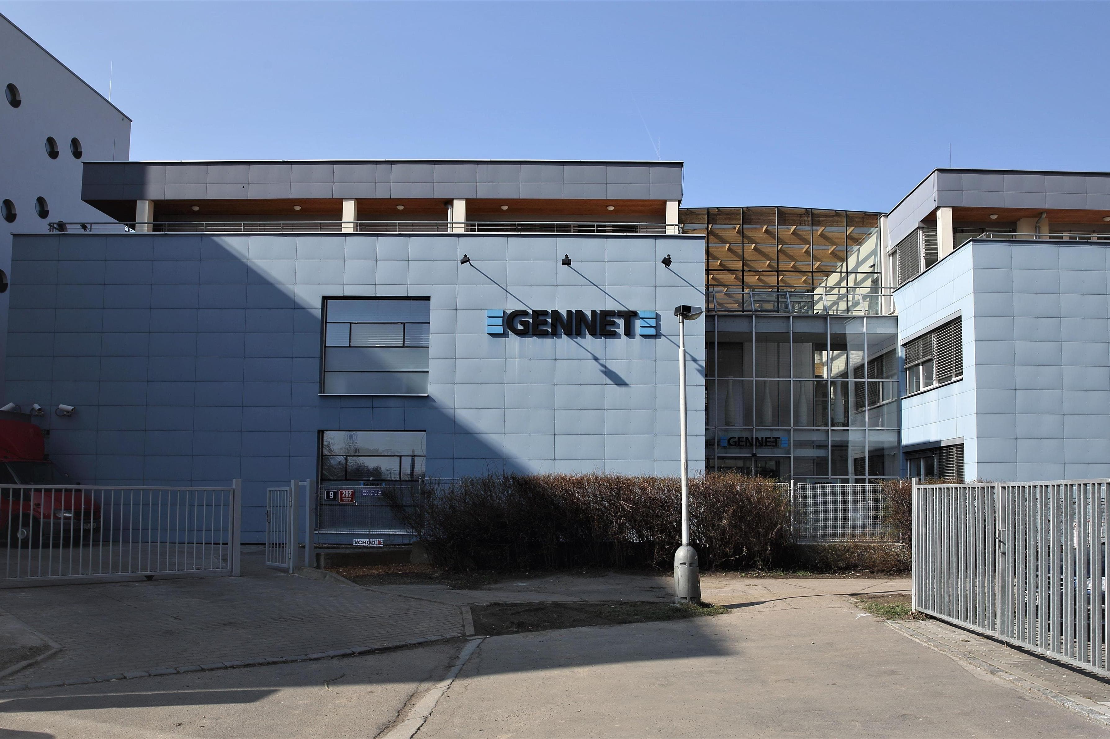 GENNET / FutureLife Group