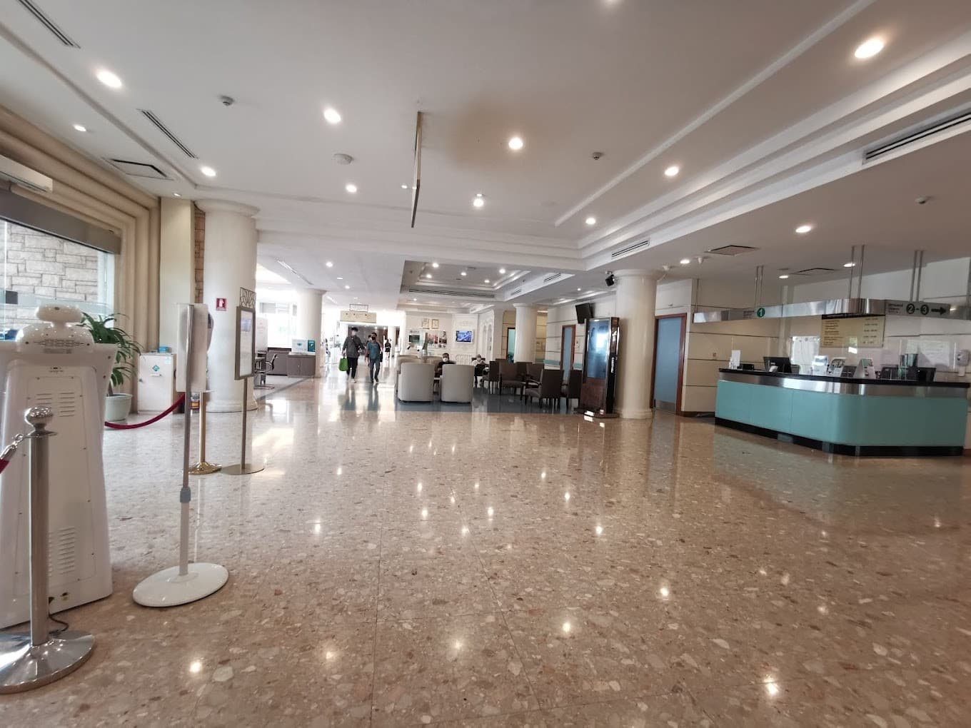 Samitivej Sukhumvit Hospital - Image 4
