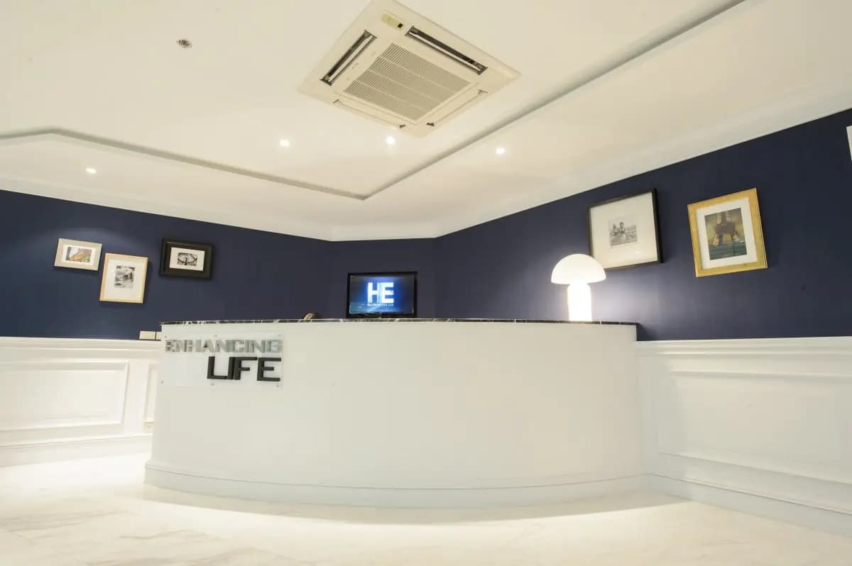 He Clinic Bangkok - Image 1