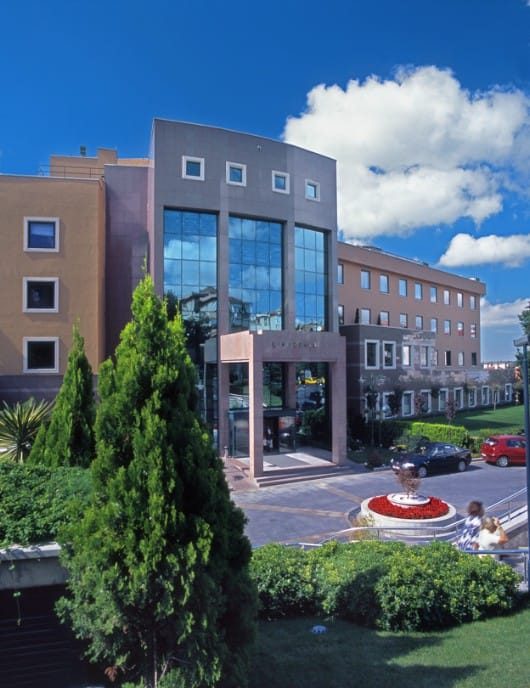Acibadem Kadikoy Hospital - Image 1