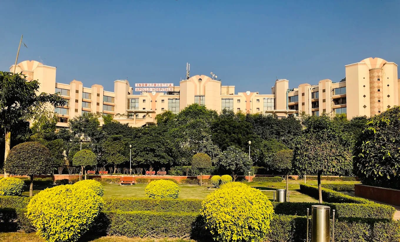 Indraprastha Apollo Hospital - Image 1