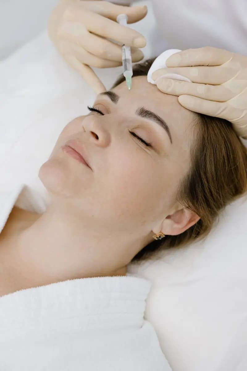 EmCell Cell Therapy Center - Image 3