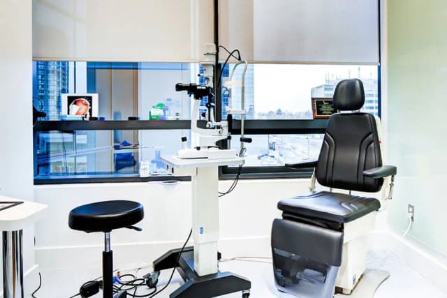 Toronto Plastic Surgery Clinic - Image 3