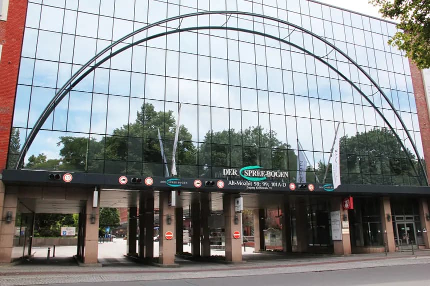 Spreebogen Ophthalmology Clinic - Image 2
