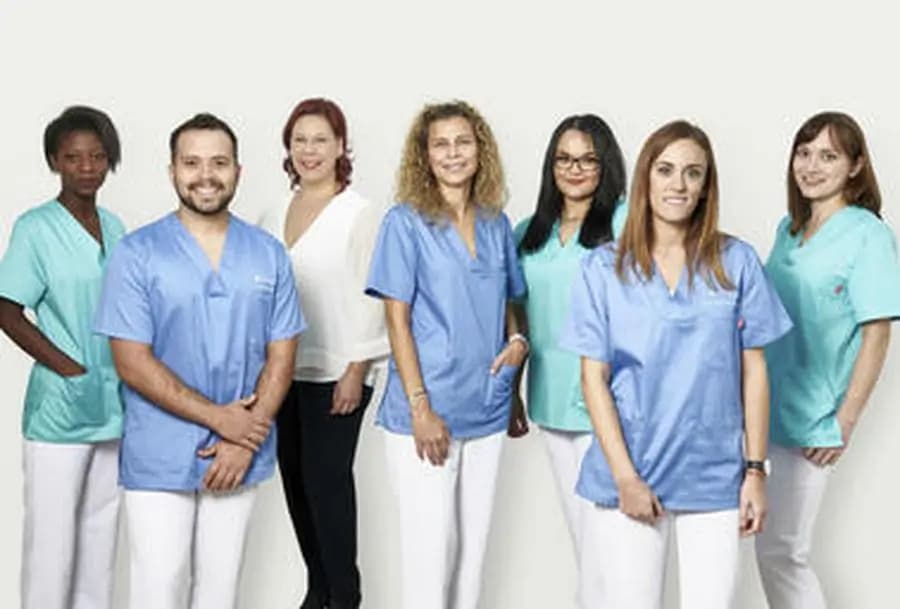 Clinica Dental El Cedro Barcelona - Image 2