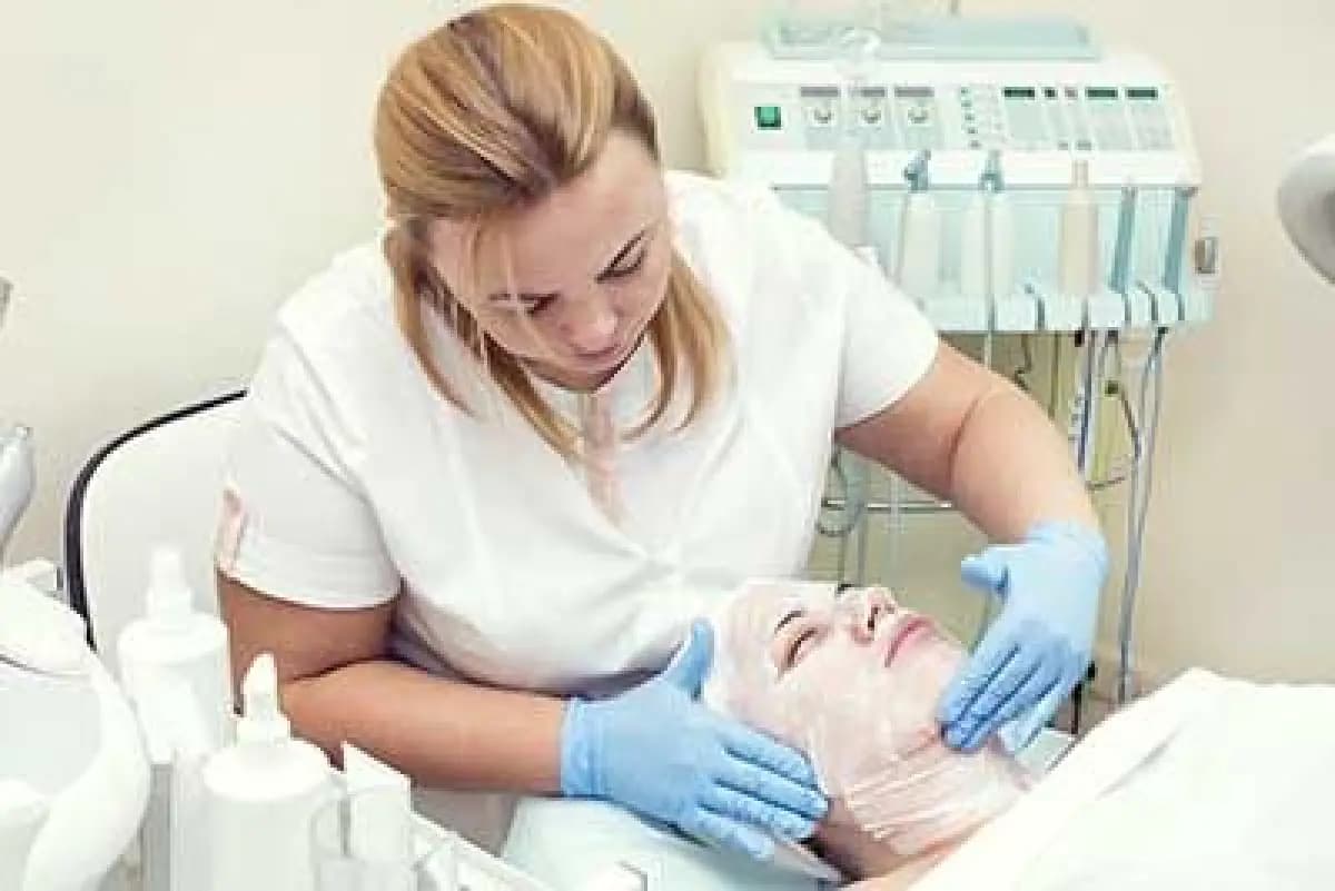 Nu Cosmetic Clinic - Image 2