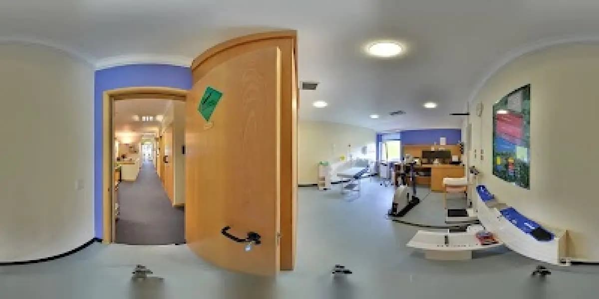 Spire London East Plastic & Cosmetic Surgery Clinic - Image 3