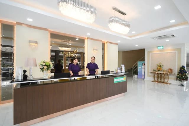 The SiB Plastic Surgery - Image 3