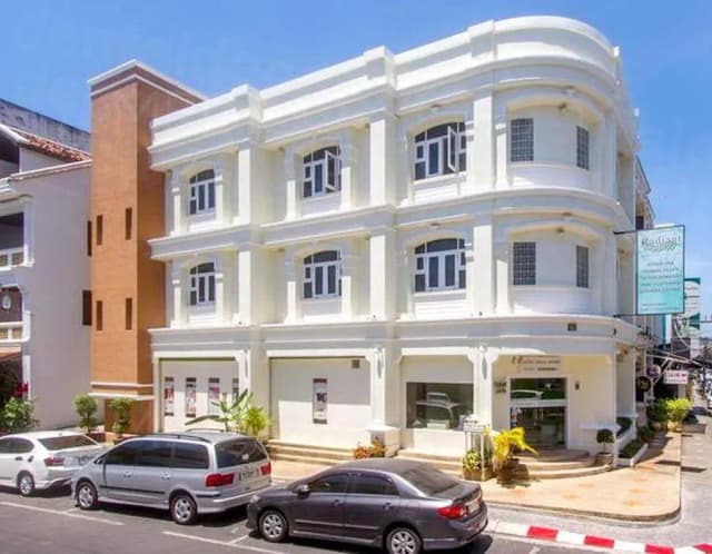 Healthy Skin Clinic - Image 3