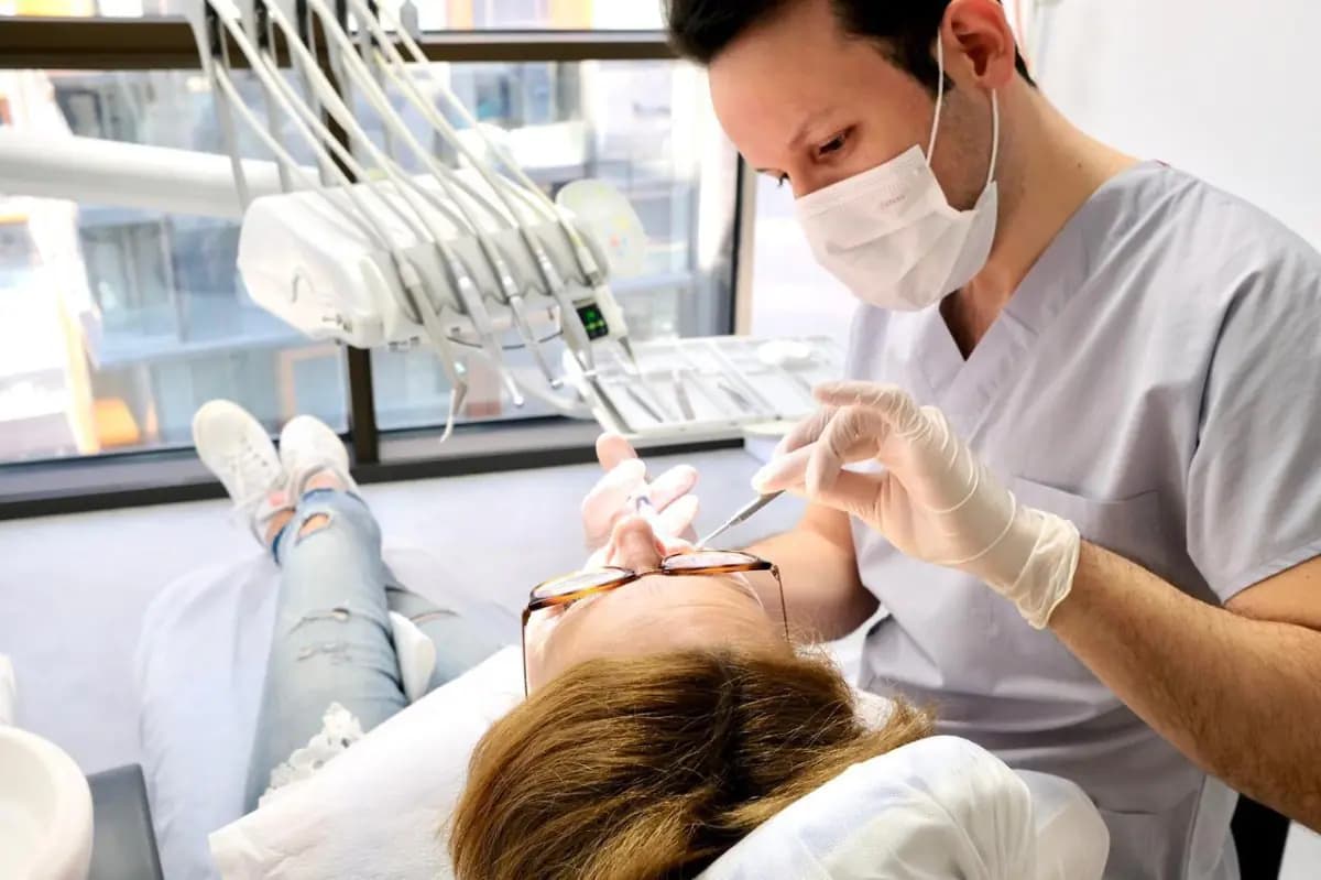 Dr Buyan Dental Clinic - Image 2