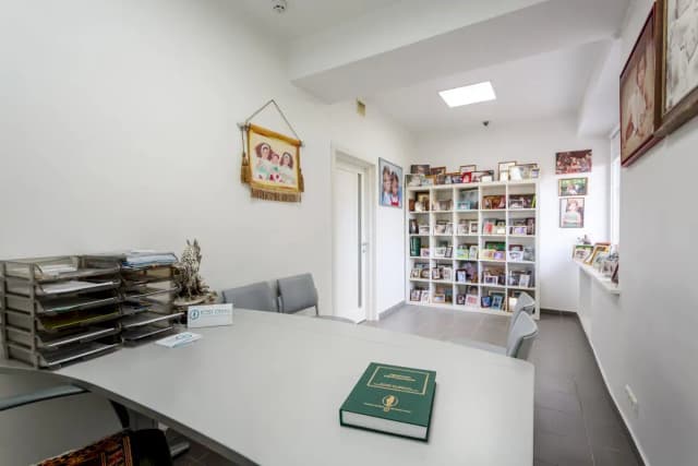 ICSI Clinic - Image 2