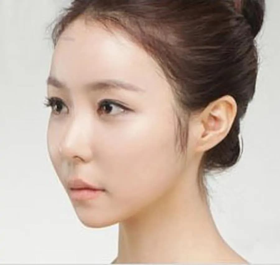 The LINE Plastic Surgery - Image 3