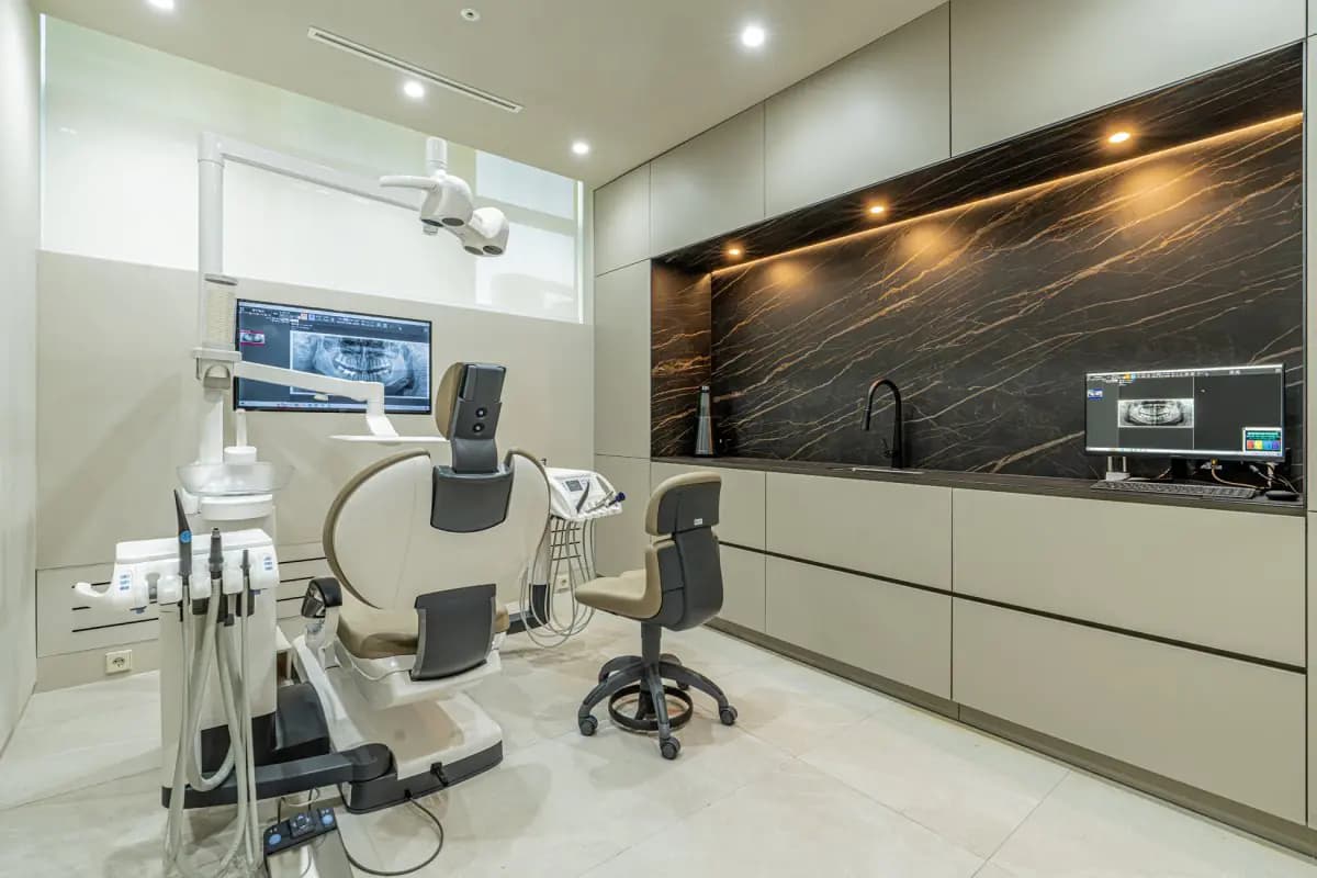 DARUN Dental Clinic - Image 2