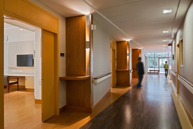 Mount Elizabeth Novena Hospital - Image 2