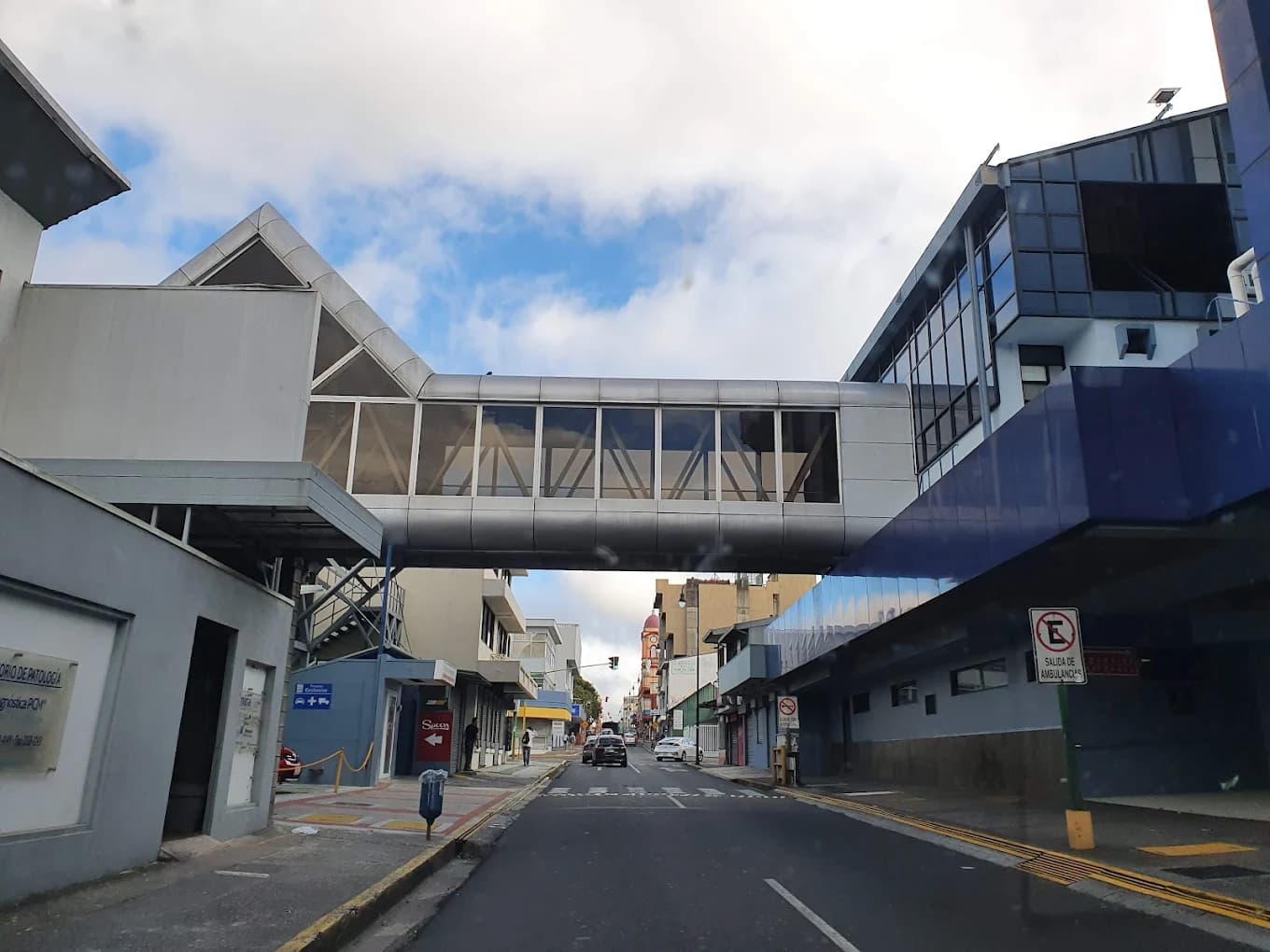 Hospital Clínica Bíblica - Image 2