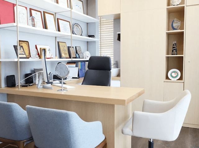 JW Plastic Surgery - Image 2