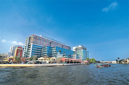 Siriraj Piyamaharajkarun Hospital (SiPH) - Image 2