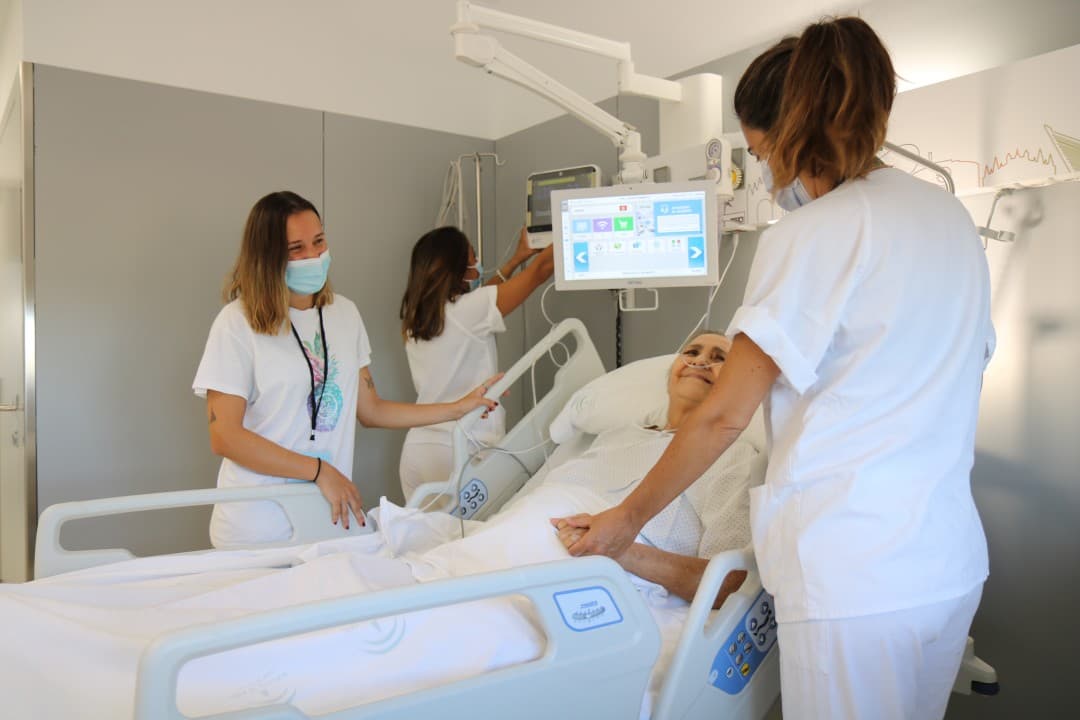 Hospital Universitario Virgen del Rocío - Image 2