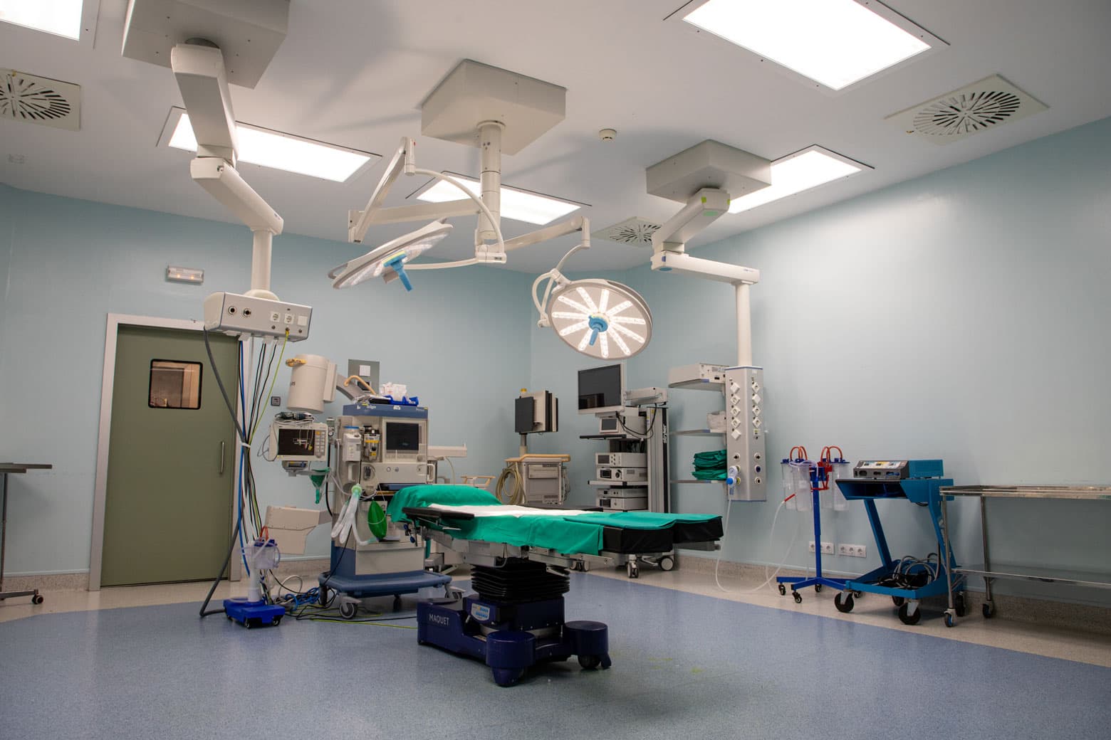 Hospital Viamed Santa Ángela de la Cruz - Image 2