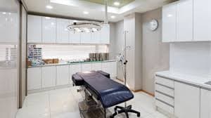 Faceline Plastic Surgery Clinic - Image 3