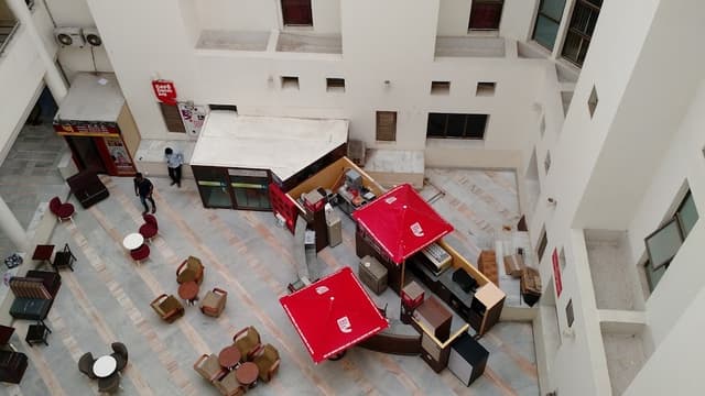 Apollo Hospital - Image 2