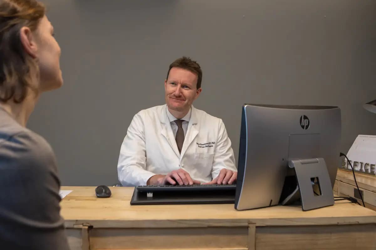 ANDSURGEONS - Image 3