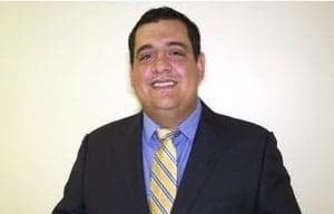 Dr. Esteban Urzola