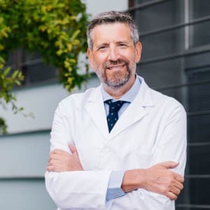 Dr. Joaquín Llácer